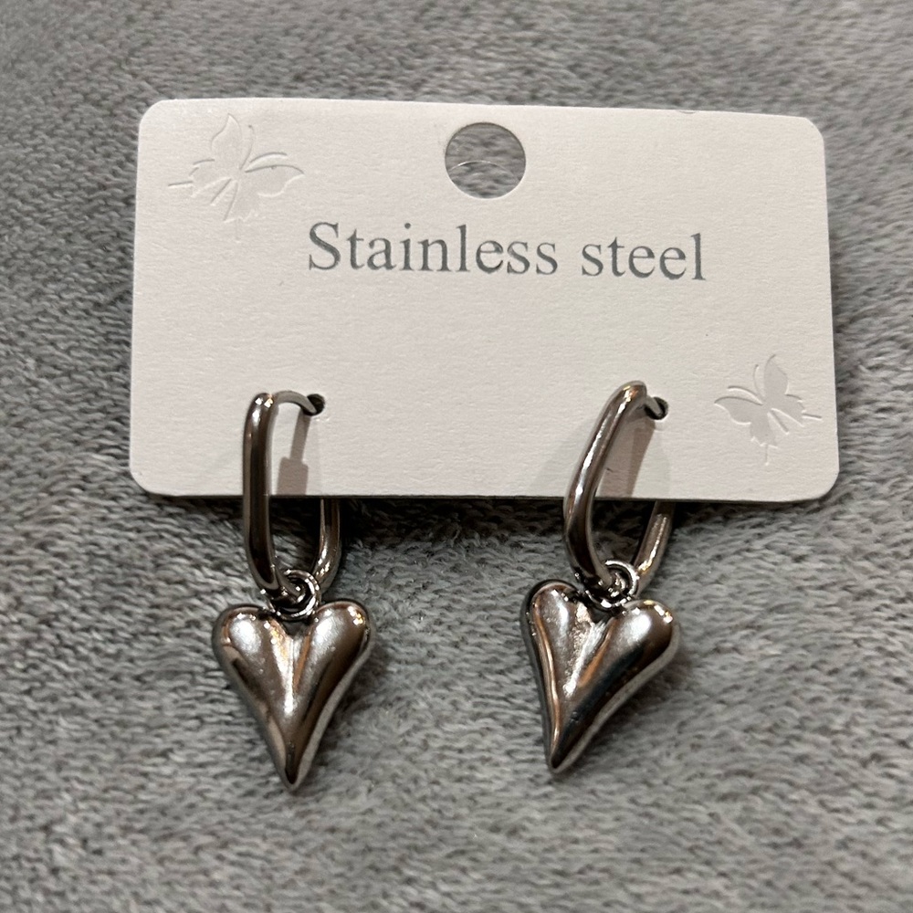 🆕 Lever back Stainless Steel Earrings with removable Puff Heart